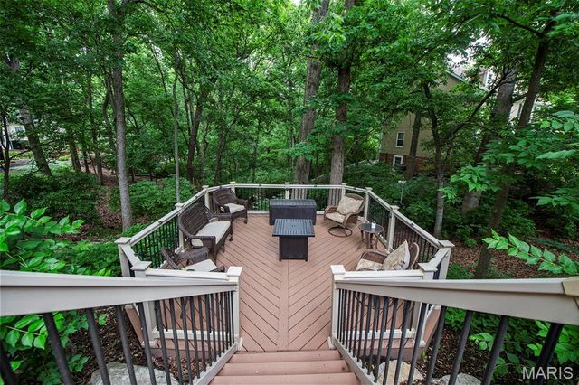 1842 Newburyport Road, Chesterfield, MO 63005