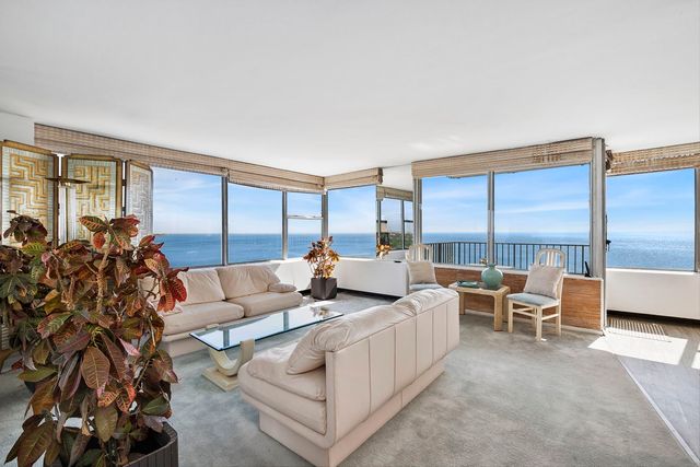 5757 N Sheridan Road 19B, Chicago, IL 60660