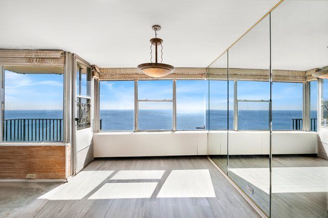 5757 N Sheridan Road 19B, Chicago, IL 60660