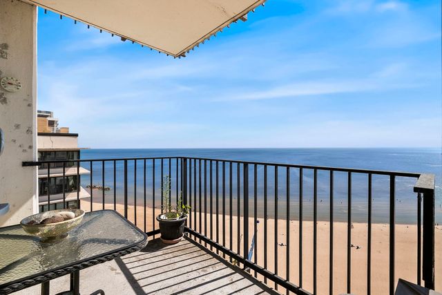 5757 N Sheridan Road 19B, Chicago, IL 60660