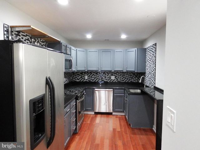924 S ROBINSON STREET, Baltimore, MD 21224