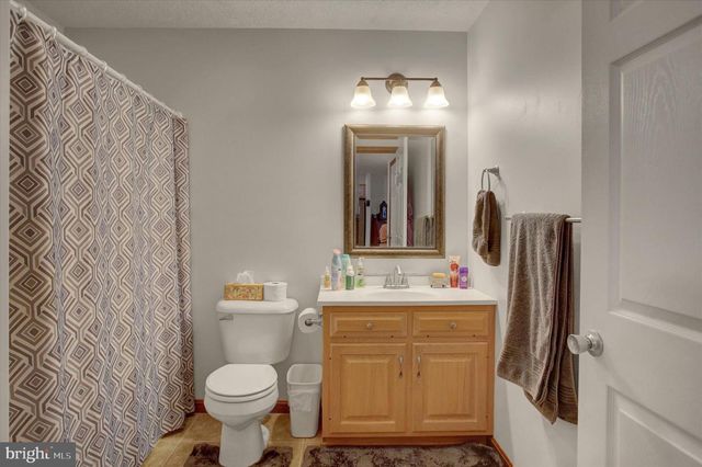 139 CENTRAL WAY, Shippensburg, PA 17257