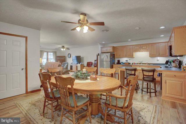 139 CENTRAL WAY, Shippensburg, PA 17257
