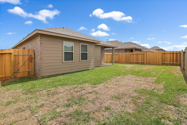 8431 Moonlight Bay Circle, Baytown, TX 77523