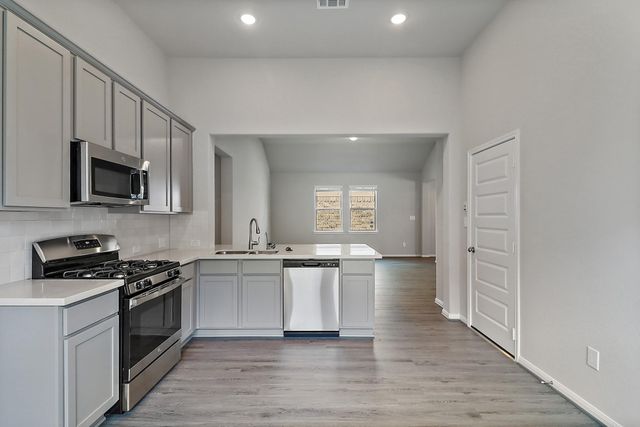 8431 Moonlight Bay Circle, Baytown, TX 77523