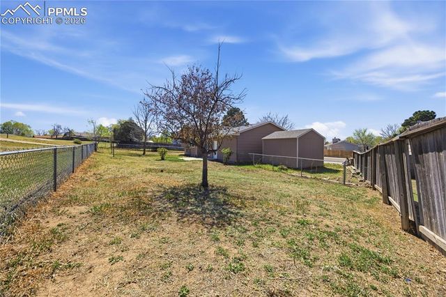 6729 Nokomis Circle, Colorado Springs, CO 80915