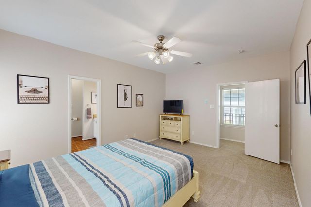 1421 Cherokee Rose Trail, Savannah, TX 76227