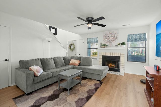 195 Pine Shadow Drive, Goose Creek, SC 29445