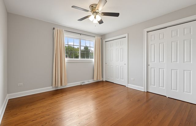 9140 Sycamore Drive, Hickory Hills, IL 60457