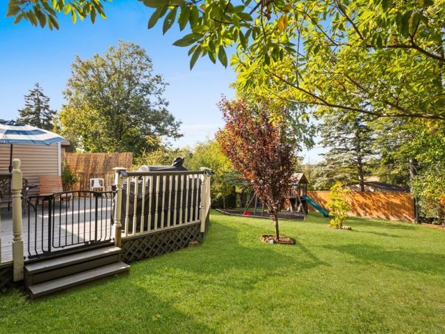 9140 Sycamore Drive, Hickory Hills, IL 60457