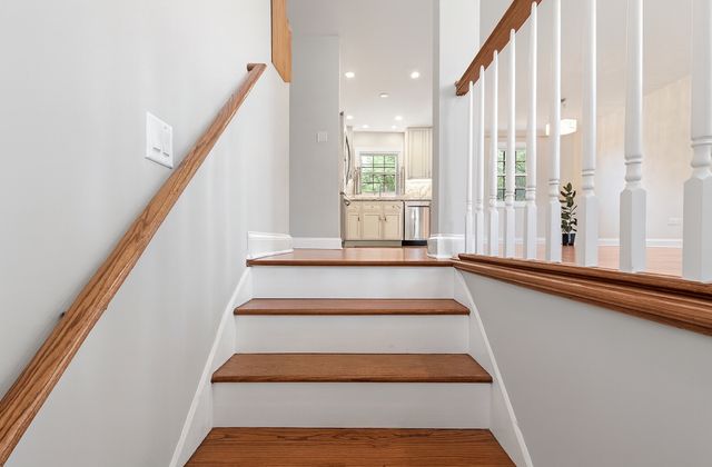 9140 Sycamore Drive, Hickory Hills, IL 60457