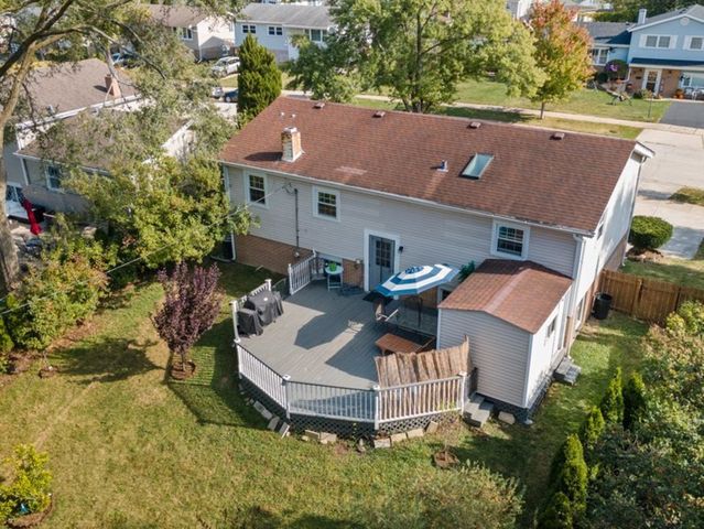 9140 Sycamore Drive, Hickory Hills, IL 60457