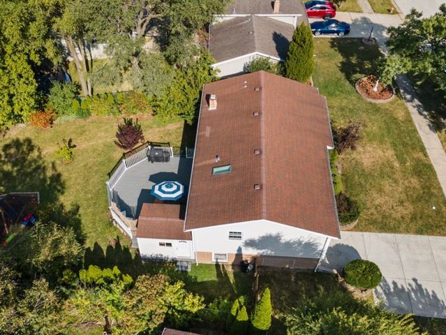 9140 Sycamore Drive, Hickory Hills, IL 60457