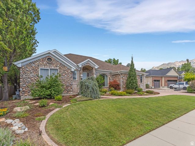 2093 E 9510 S, Sandy, UT 84092