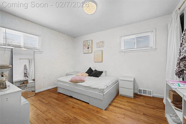 125 Tecumseh Street, Clawson, MI 48017