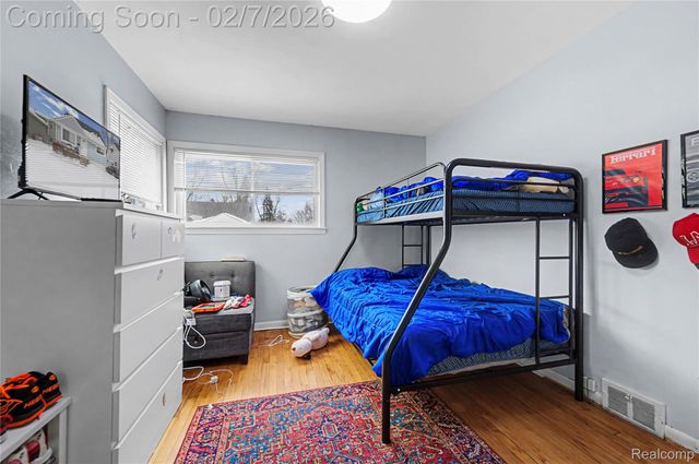 125 Tecumseh Street, Clawson, MI 48017