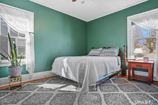 19 Westfield Road, West Hartford, CT 06119