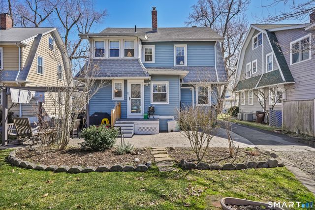 19 Westfield Road, West Hartford, CT 06119