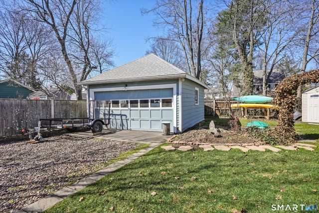 19 Westfield Road, West Hartford, CT 06119