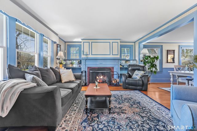 19 Westfield Road, West Hartford, CT 06119