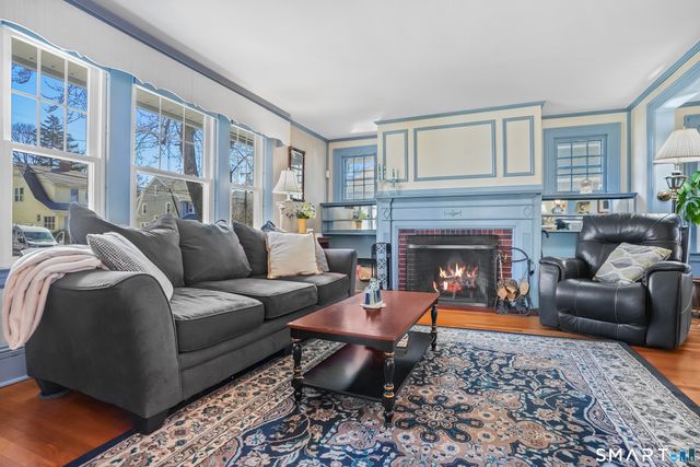 19 Westfield Road, West Hartford, CT 06119