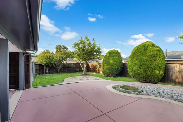 1705 Japonica Lane, Plano, TX 75074