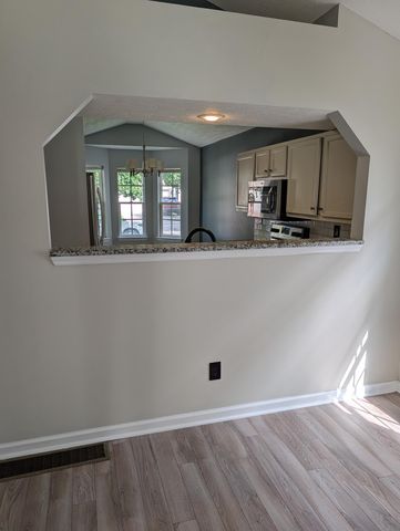 2692 Michelle Park, Lexington, KY 40511