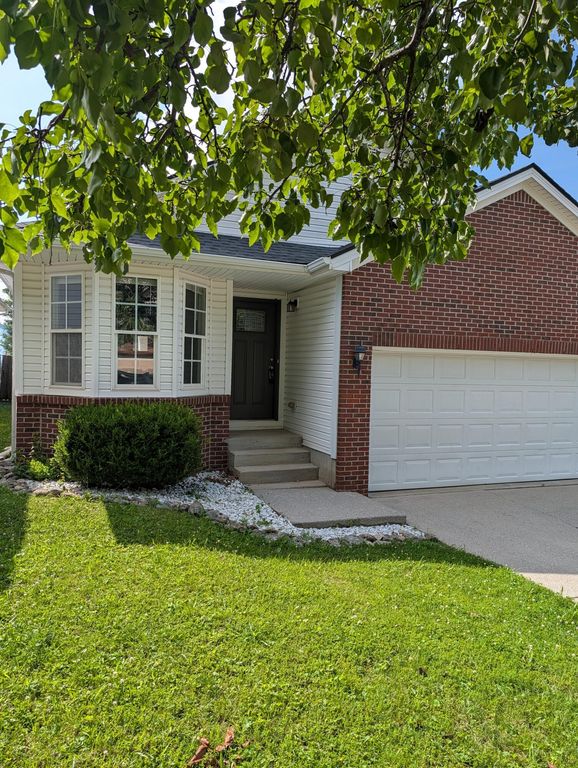2692 Michelle Park, Lexington, KY 40511