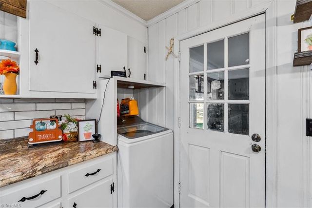 1236 Pepperidge Road, Asheboro, NC 27205