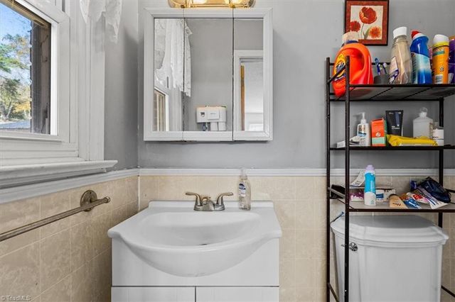 1236 Pepperidge Road, Asheboro, NC 27205