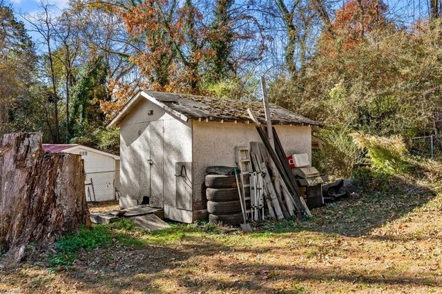 1236 Pepperidge Road, Asheboro, NC 27205