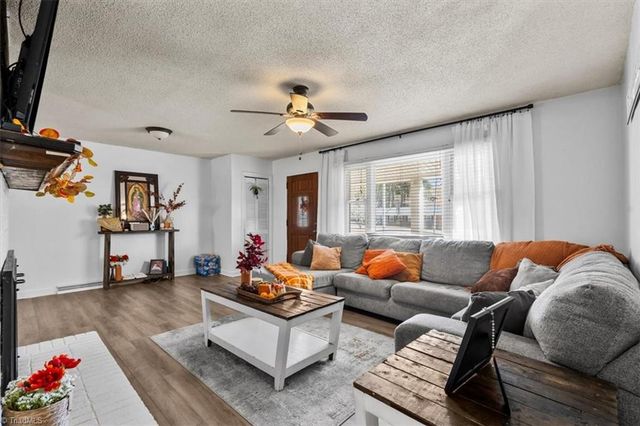 1236 Pepperidge Road, Asheboro, NC 27205