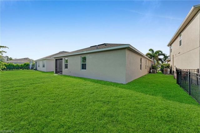 3477 Acapulco CIR, Cape Coral, FL 33909