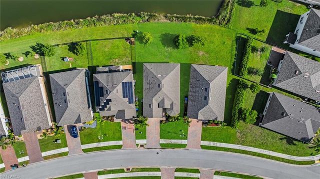 3477 Acapulco CIR, Cape Coral, FL 33909