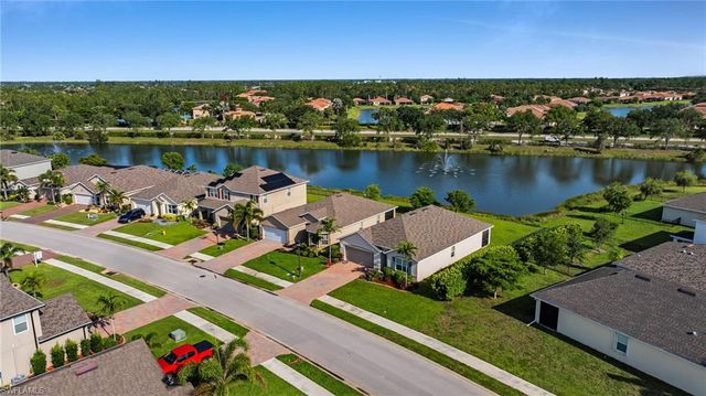3477 Acapulco CIR, Cape Coral, FL 33909