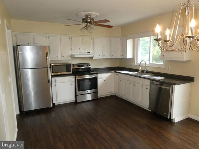 195 BEEBETOWN RD, Hammonton, NJ 08037
