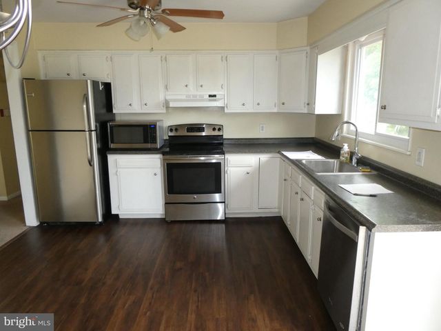 195 BEEBETOWN RD, Hammonton, NJ 08037