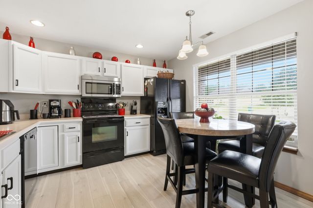 2039 Flamingo Way, Franklin, IN 46131