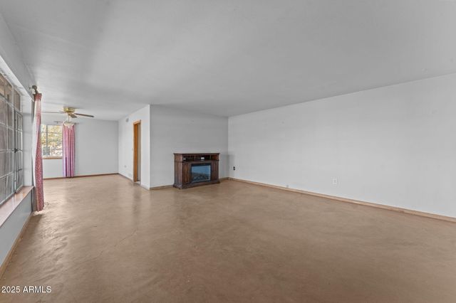 111 W YAVAPAI Street, Wickenburg, AZ 85390