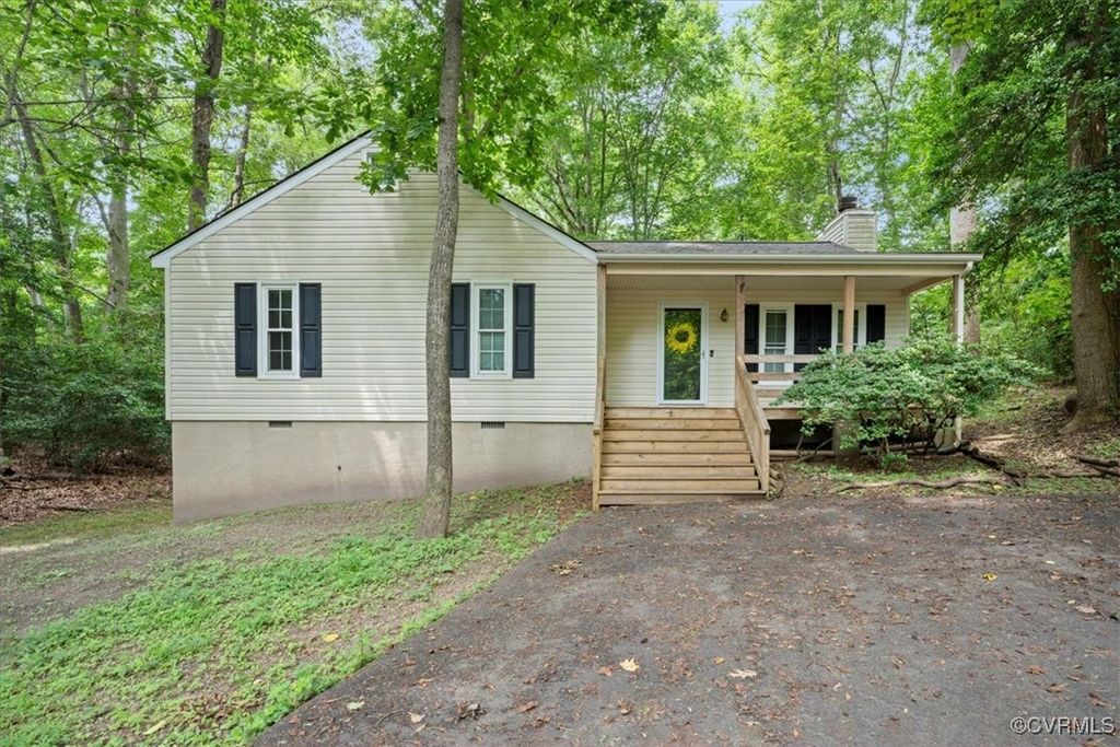 12707 Southwick Pl, Midlothian, VA 23113