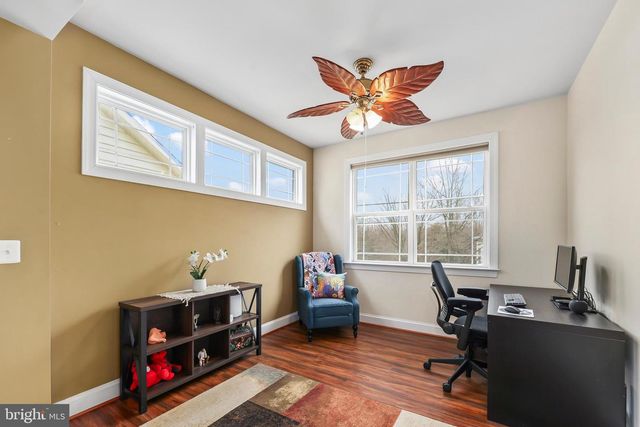 8717 FLOWERING DOGWOOD LN, Lorton, VA 22079