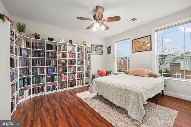 8717 FLOWERING DOGWOOD LN, Lorton, VA 22079