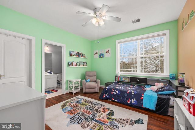 8717 FLOWERING DOGWOOD LN, Lorton, VA 22079