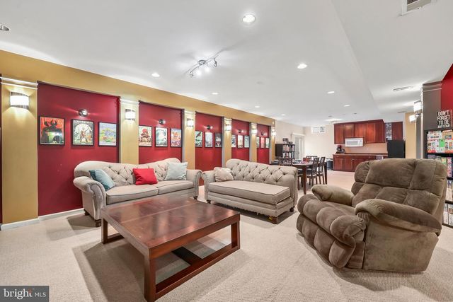 8717 FLOWERING DOGWOOD LN, Lorton, VA 22079