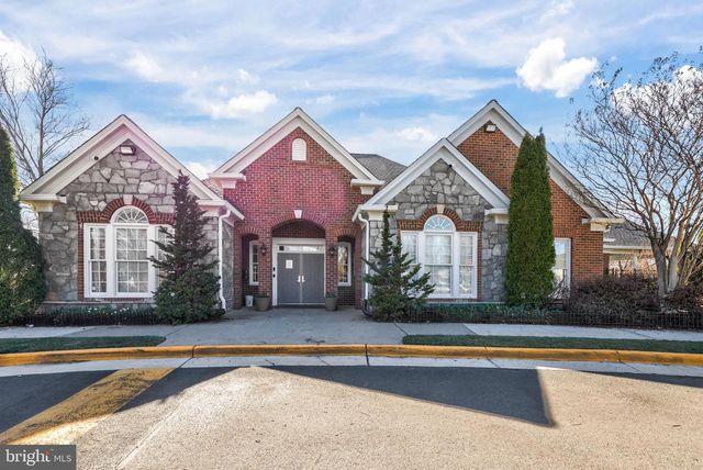 8717 FLOWERING DOGWOOD LN, Lorton, VA 22079