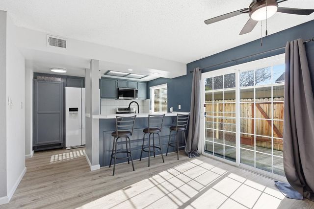 6430 Wexford Cir, Citrus Heights, CA 95621