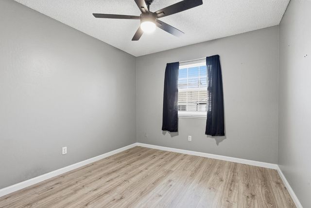 6430 Wexford Cir, Citrus Heights, CA 95621