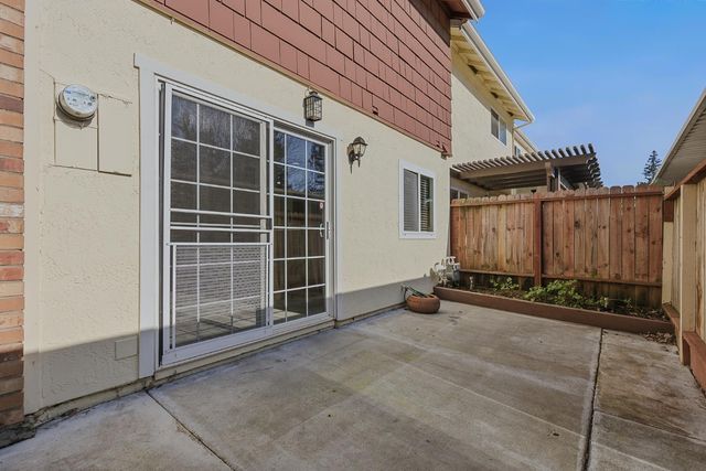 6430 Wexford Cir, Citrus Heights, CA 95621