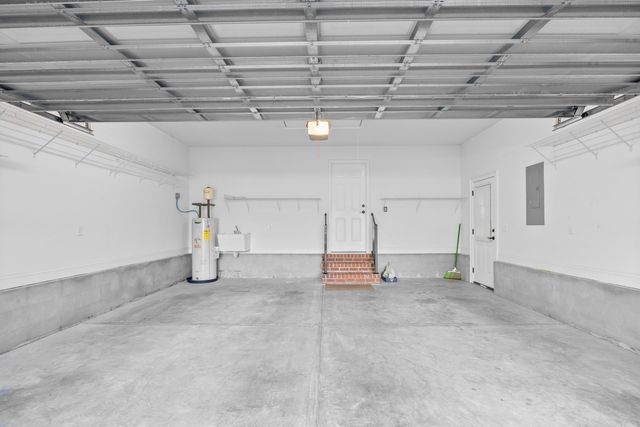 504 Harrington Ct., Murrells Inlet, SC 29576
