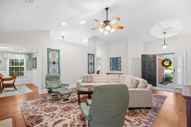 504 Harrington Ct., Murrells Inlet, SC 29576